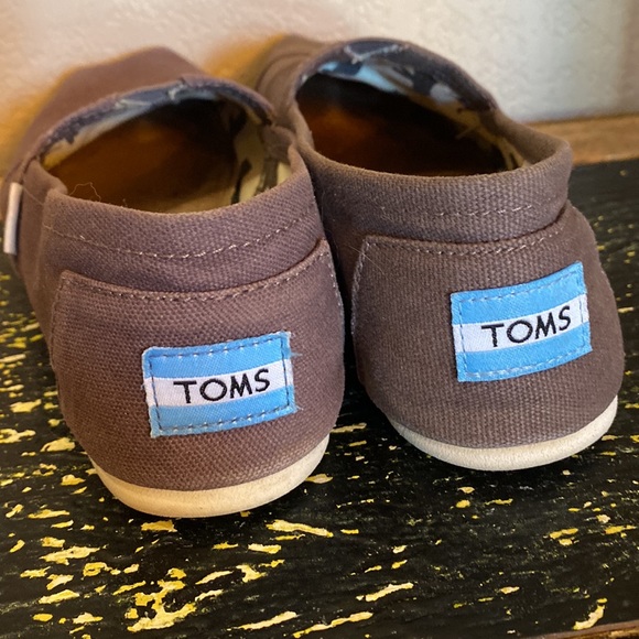 Toms slip on shoes - Picture 4 of 7